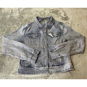 Free People Light Wash Button Up Tucker Denim Jacket Women Size XS Retro